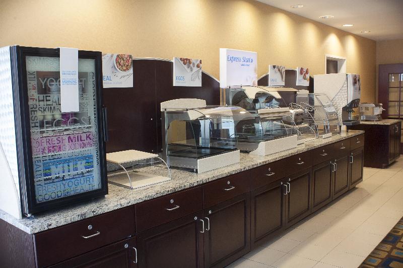 Holiday Inn Express & Suites Youngstown West I 80, An Ihg Hotel Екстериор снимка